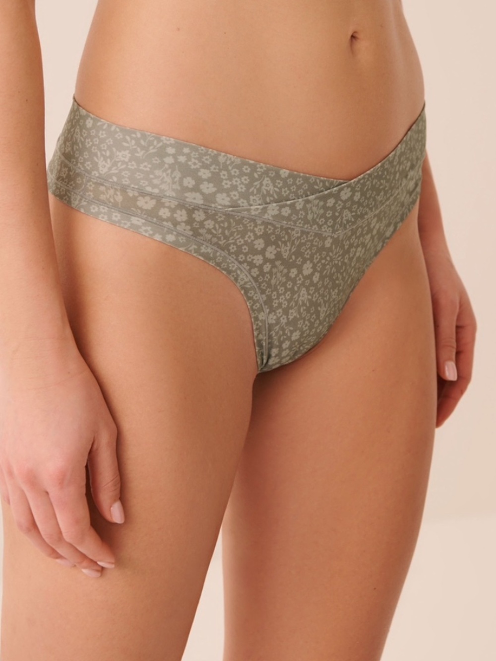 La Vie En Rose Green Floral Bikini Underwear; NWT, Size Medium